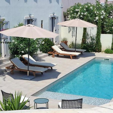 בוזאבה Villa Mira With A Heated Pool And A Sea View מראה חיצוני תמונה